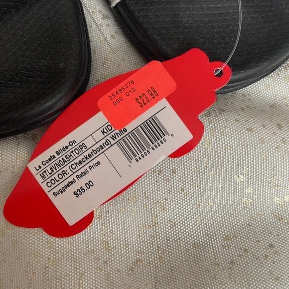 NWT kids VANS slides - Picture 5 of 5